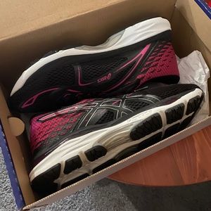 ASICS gel cumulus 19